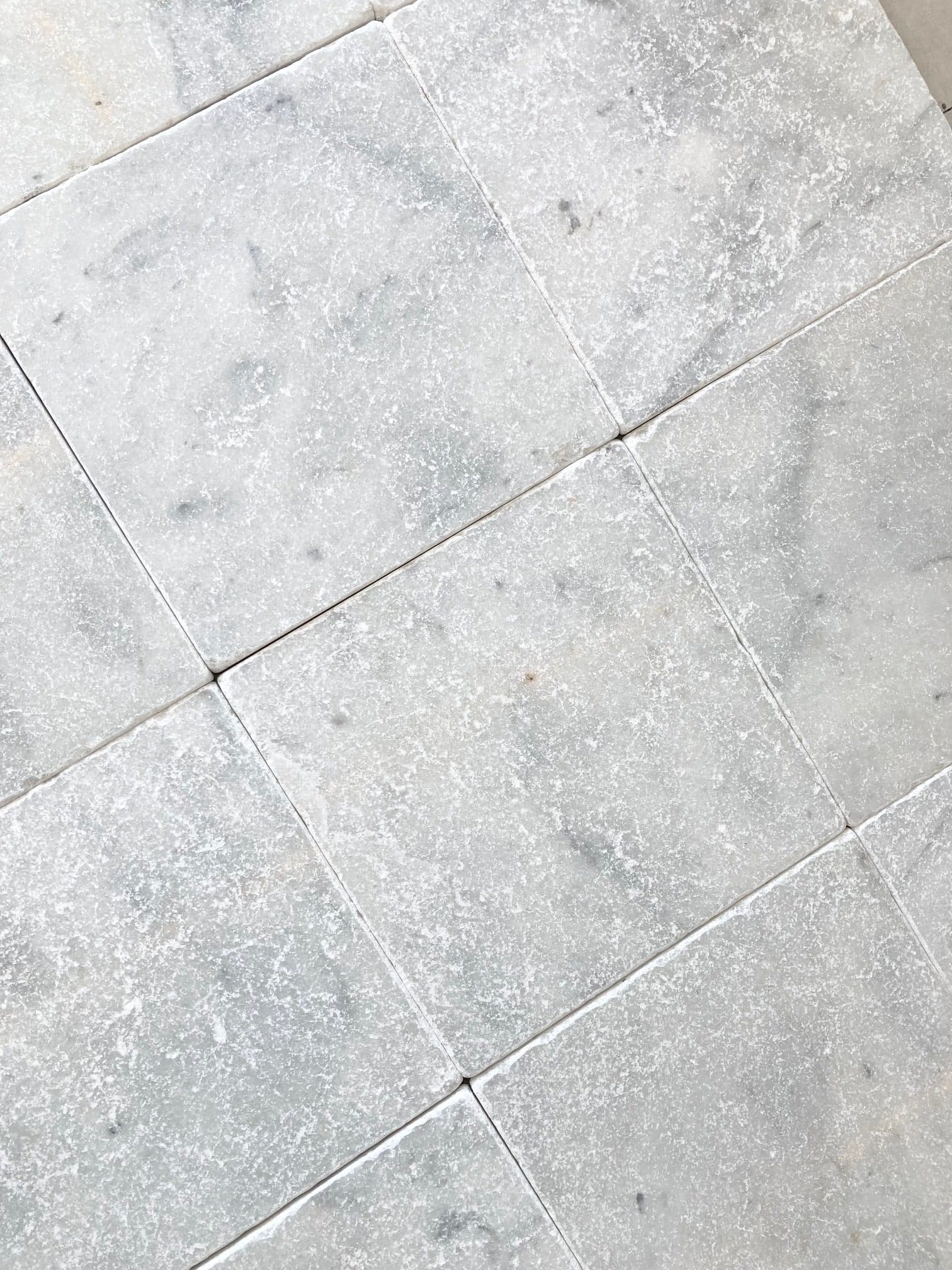 Carrara Tumbled Marble