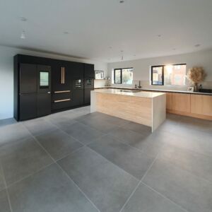 Matina Silver Natural Porcelain